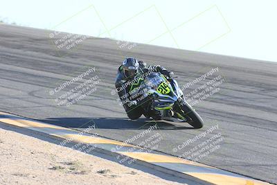 media/Nov-17-2024-CVMA (Sun) [[1fec520723]]/Race 11-Amateur Supersport Open/